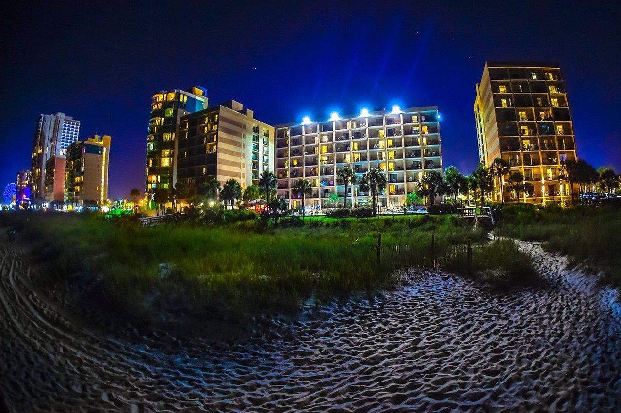 Sandcastle Oceanfront Resort At The Pavilion Миртл-Бич Экстерьер фото
