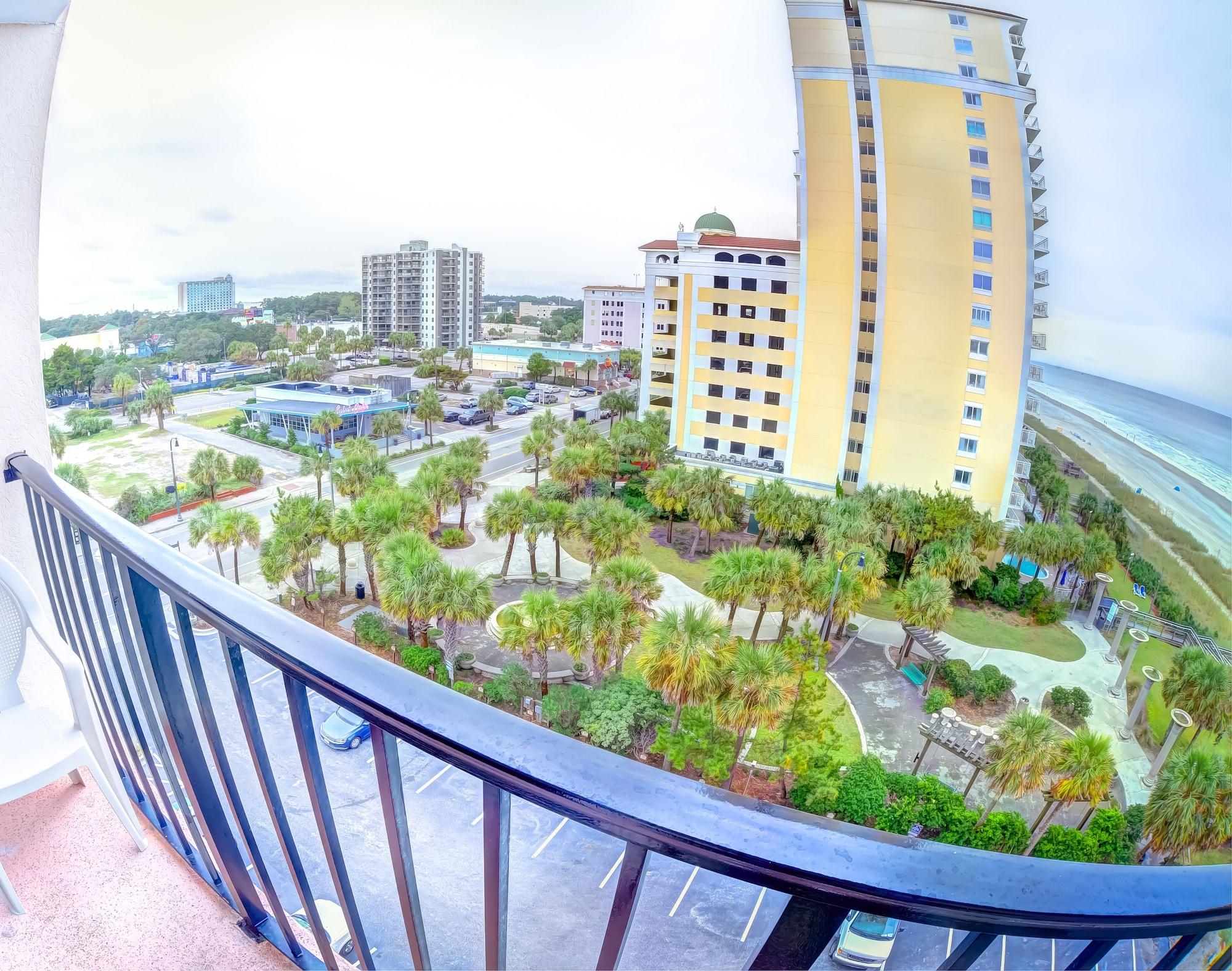 Sandcastle Oceanfront Resort At The Pavilion Миртл-Бич Экстерьер фото