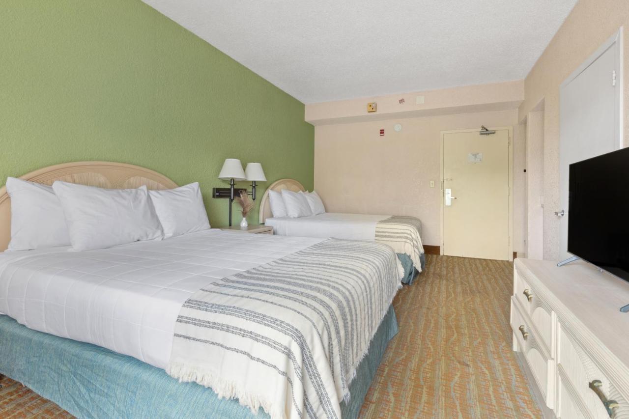 Sandcastle Oceanfront Resort At The Pavilion Миртл-Бич Экстерьер фото
